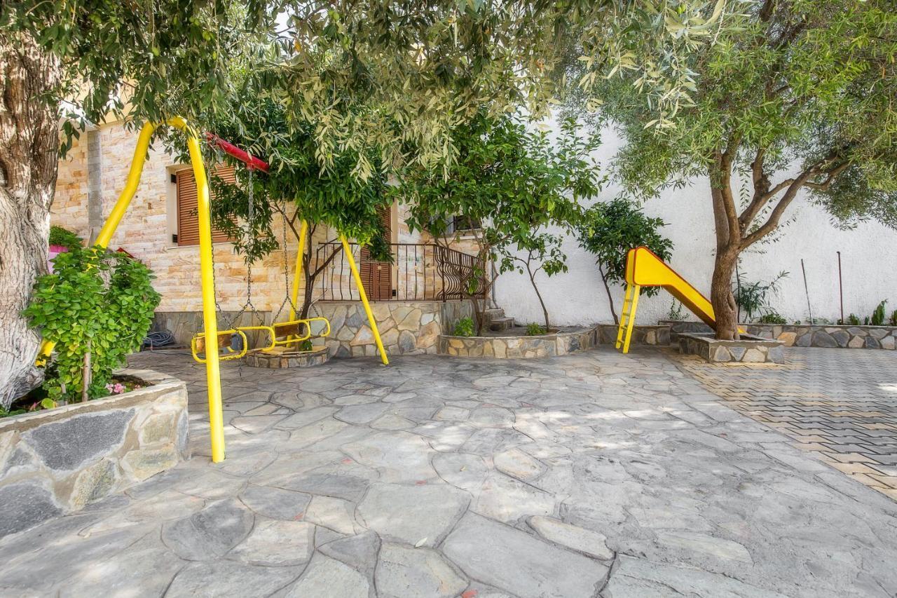 פוטוס Laskarina Onar Studios מראה חיצוני תמונה